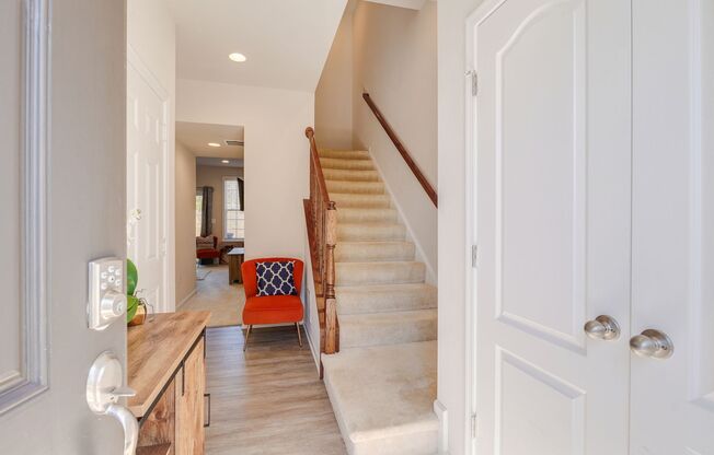 UPSCALE 3 BEDROOM 3.5 BATH HOME IS AVAILABLE NOW IN UPPER MARLBORO!