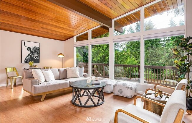 Newport Hills 3bed/1bath Home!