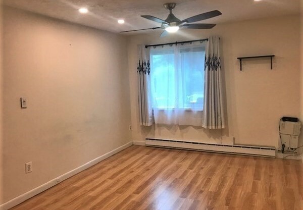 1 bed, 1 bath, 575 sqft, $2,100, Unit 101