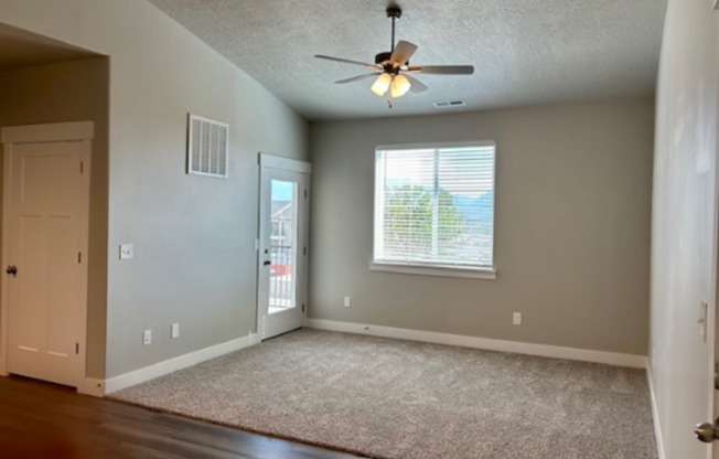 3 beds, 2 baths, $1,695