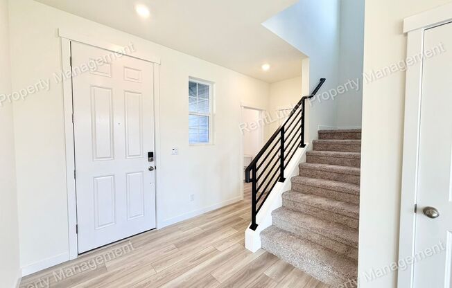 GREAT 4 Bedroom in Bonney Lake! Newly Constructed w/ Expansive Layout!