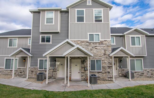 Gorgeous 3-Story Townhomes in The Overlook in Herriman. Includes Unfinished Basement!