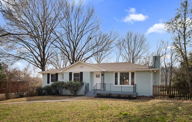 3 bed 2.5 bath East Nashville Home on dead-end street to Shelby-Bottoms Greenway- Large Yard, Great Kitchen, Garage, Fireplace