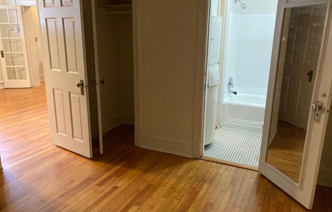 1 bed, 1 bath, 450 sqft, $1,249, Unit 107-GA