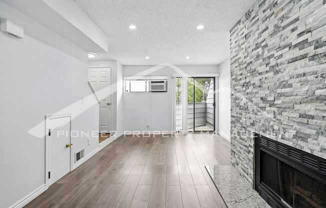 Charming Condo with Washer/Dryer and Mountain Views