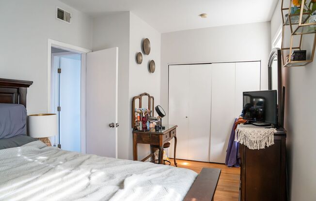 1 bed, 1 bath, 650 sqft, $1,795, Unit 931-205
