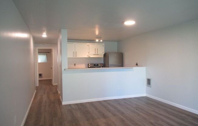 Ground Level, end unit one bedroom, one bathroom condo in Federal Lake