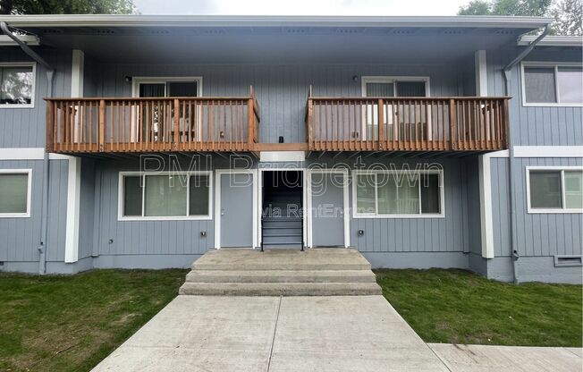 4800 SE BOARDMAN AVE