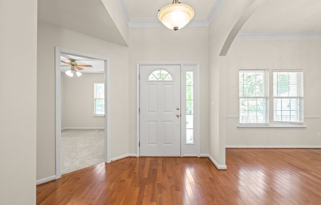 3 Bedroom w/ 2 car Garage (Landscaping is included)