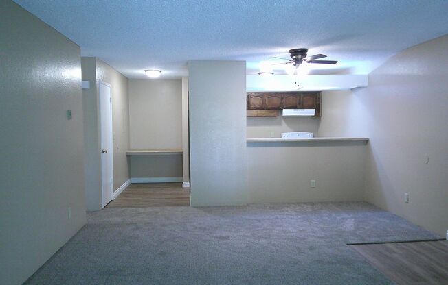 2 beds, 1.5 baths, 900 sqft, $2,400, Unit 48-49G