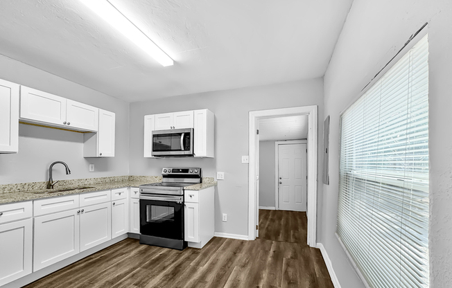 2610 DOCTOR MARTIN LUTHER KING ST S