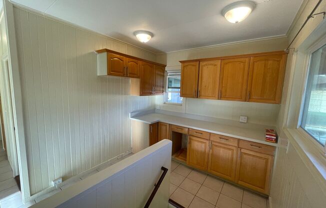 737 Hauoli St.