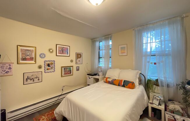 3 beds, 2 baths, 1,400 sqft, $3,200, Unit 3F