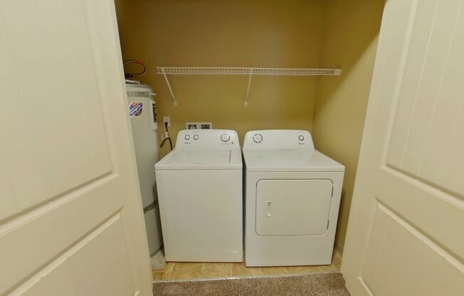 4 beds, 4 baths, 1,499 sqft, $3,500, Unit 208