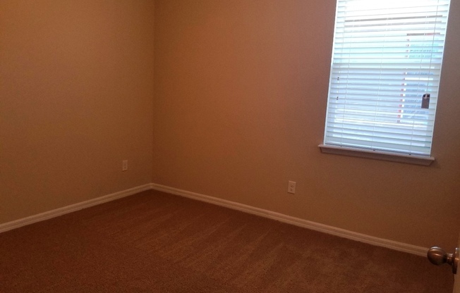 3 beds, 2 baths, $2,200