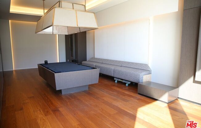 1 bed, 2 baths, 780 sqft, $3,495, Unit 1001