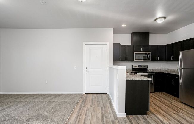2 beds, 2 baths, 1,060 sqft, $1,495, Unit 3240-207