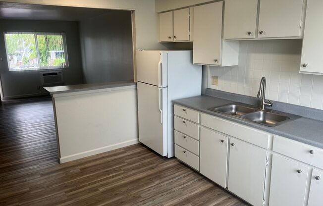 Hillcrest Apartments