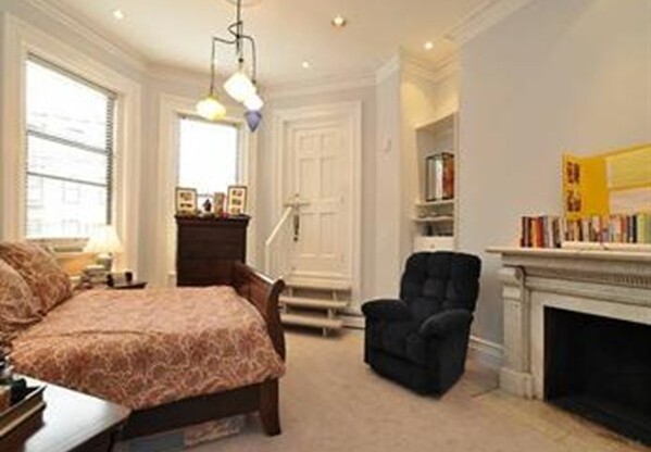 365 Beacon Street