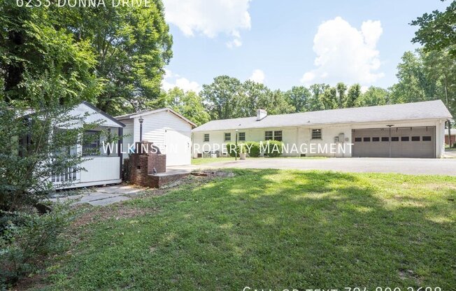 6233 DONNA DR