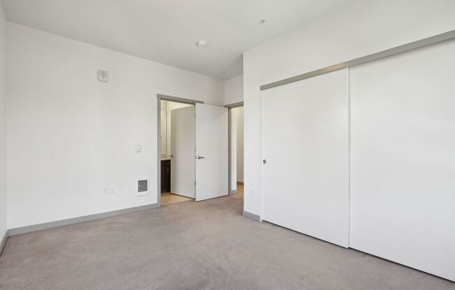 2 beds, 2 baths, 743 sqft, $2,150, Unit 405