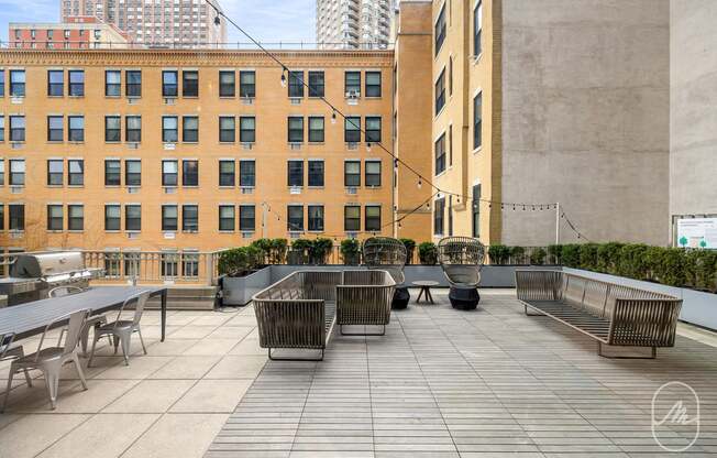 Studio, 1 bath, $4,100, Unit 4I