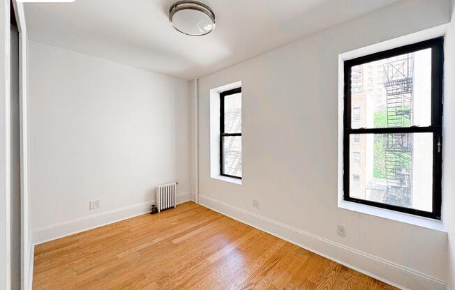 567 W 125 ST