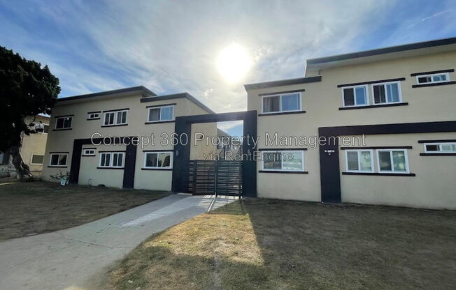 2 beds, 2 baths, 700 sqft, $2,295, Unit 13