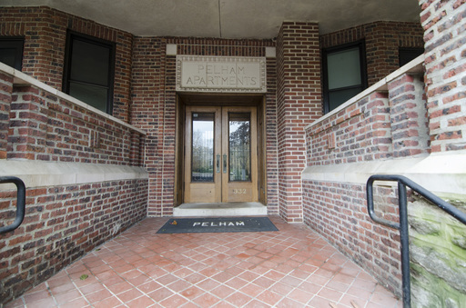 2 beds, 1 bath, 820 sqft, $1,699, Unit 403