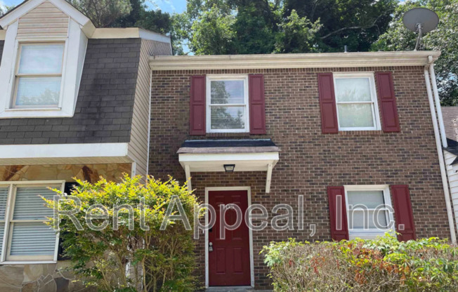 105 OAKHILL CIR