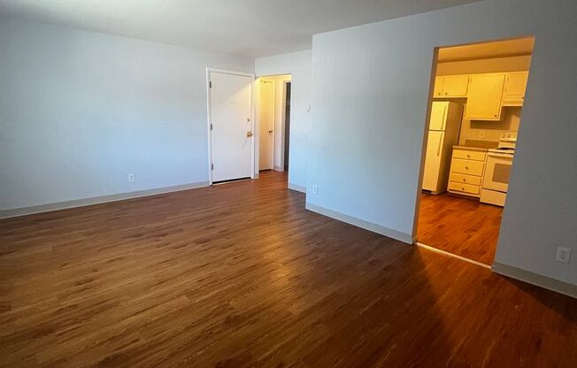 2 beds, 1 bath, $1,495