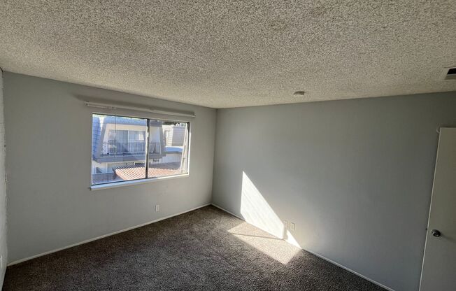 2 beds, 1 bath, 980 sqft, $1,775, Unit 2809 - 04
