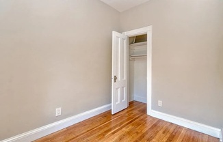 3 beds, 1 bath, $3,595, Unit 1