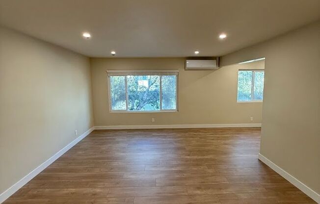 3 beds, 2 baths, 1,400 sqft, $3,295, Unit 10