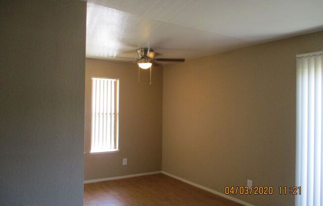 2 beds, 1 bath, 864 sqft, $1,745, Unit Q7