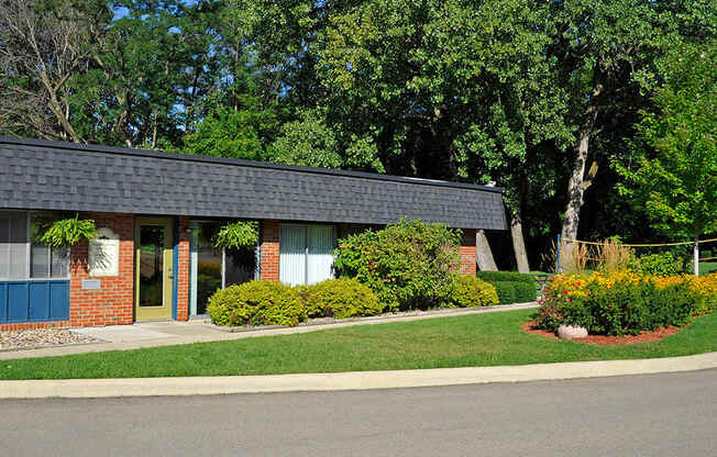 Timberbrook Apartments in Peoria, IL
