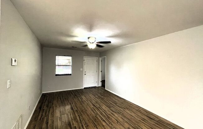 3 beds, 1 bath, $1,199