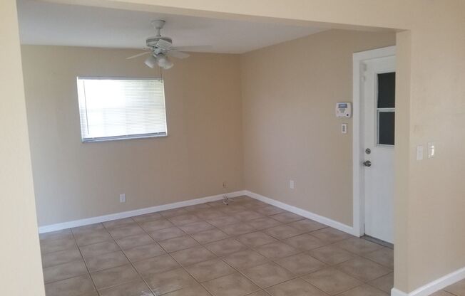 3 beds, 2 baths, $1,750