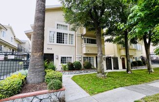 2 beds, 2 baths, $2,495, Unit 5242-004