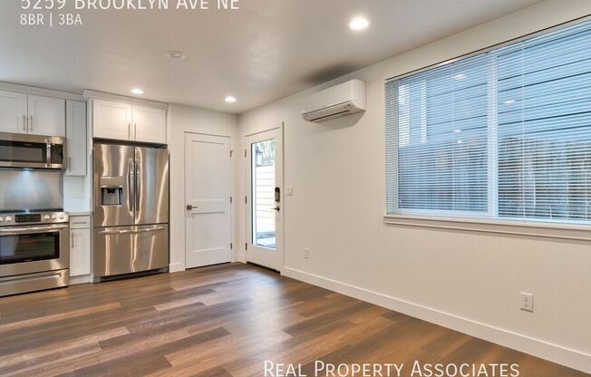 5259 BROOKLYN AVE NE