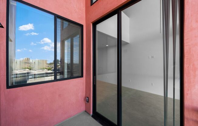 1 bed, 1.5 baths, 557 sqft, $2,495, Unit Unit 28