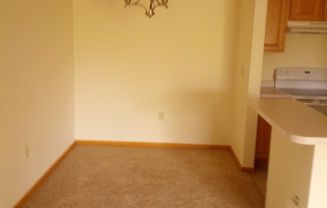 2 beds, 2 baths, 1,029 sqft, $1,249, Unit 2970-003
