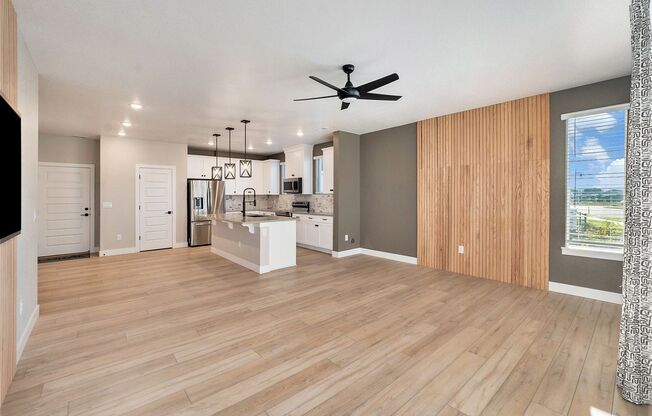 Beautifully Finished Townhome in Parker!