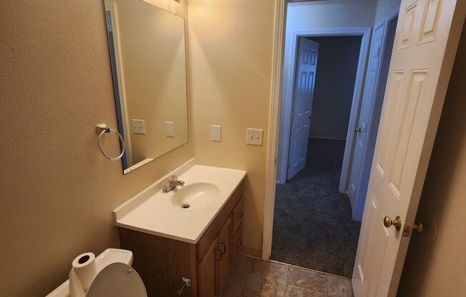 2 beds, 1 bath, $1,650, Unit # #A 205