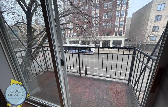1 bed, 1 bath, $1,850, Unit 303