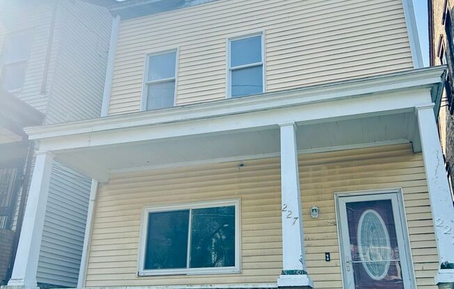 2 Bedroom w/large attic space l Housing Voucher Participants Only