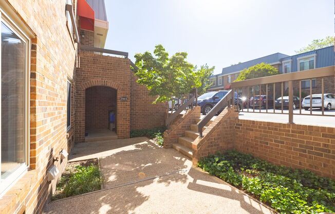 Beautiful 2-bedroom, 1.5-bath