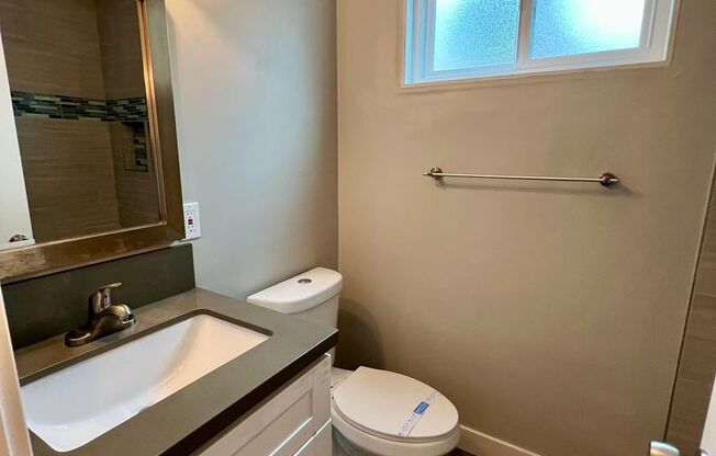 Studio, 1 bath, $2,050, Unit 01