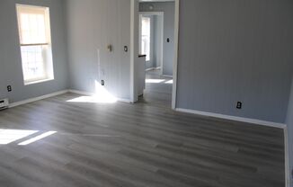 2 beds, 1 bath, $1,195, Unit Apt 3A