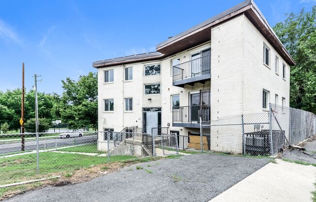 4016 Livingston Road SE